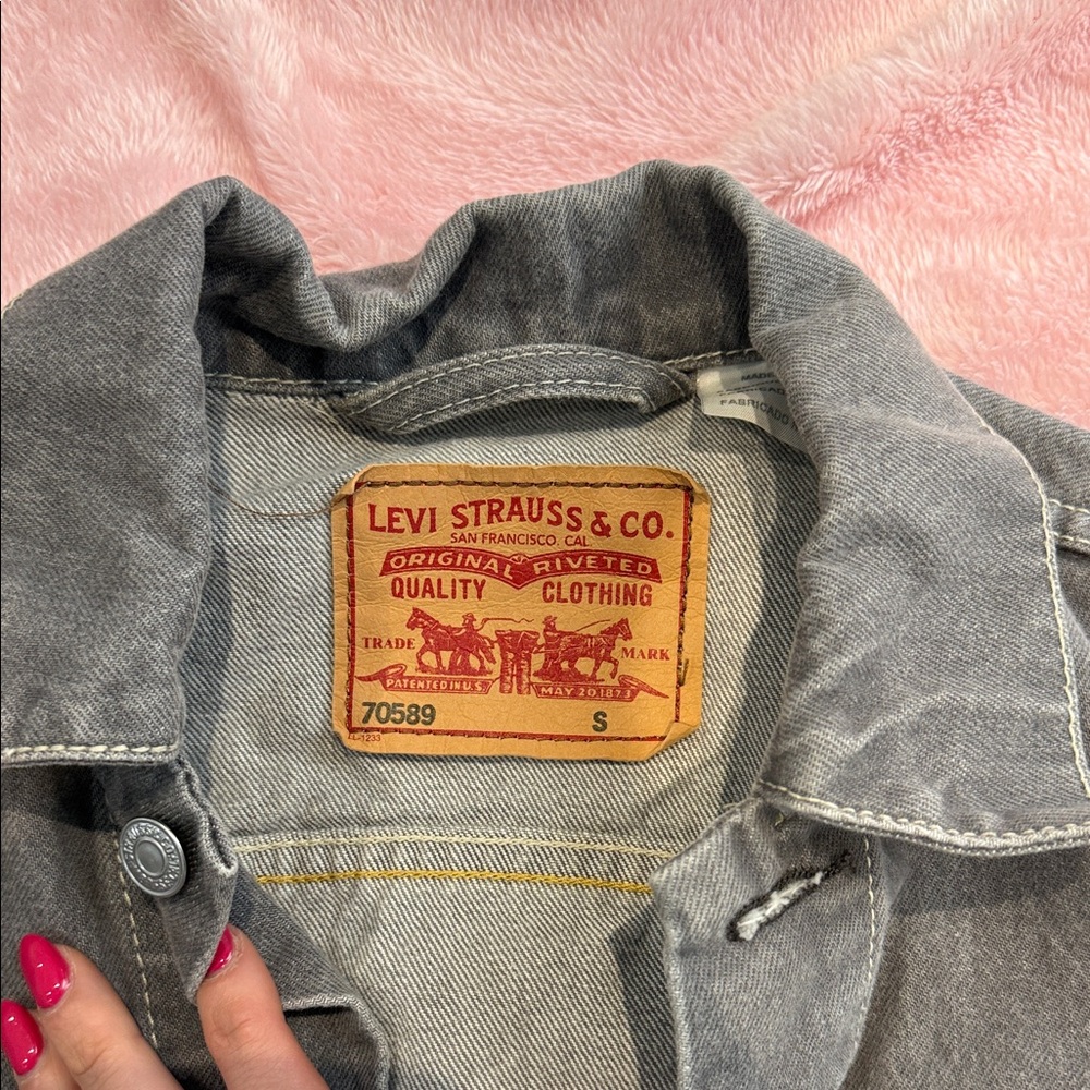 Levi's Classic Gray Denim Jacket